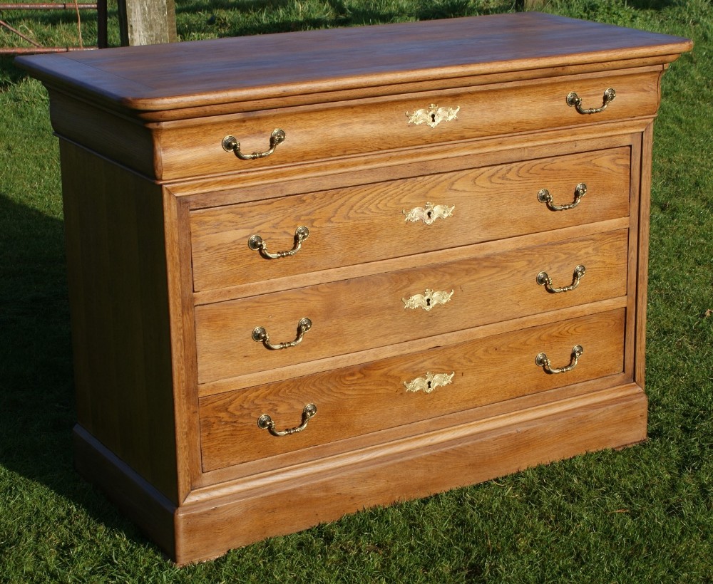 fantastic mid 19th century french louis philippe oak chest of drawers commode